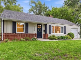 7620 Rainbow Dr, Prairie Village, KS 66208