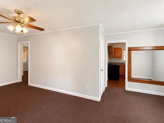 5th image of 2171 Lilac Ln