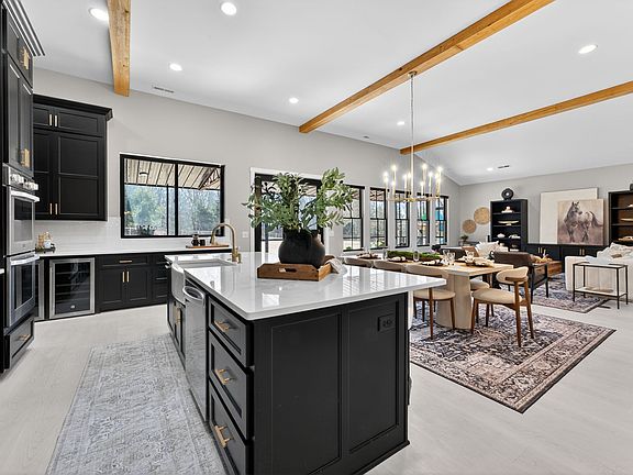 5th image of 341 Floyd Rd