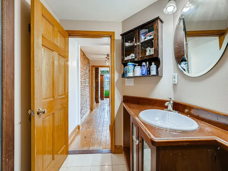 2200 E Baltimore St — Photo 29