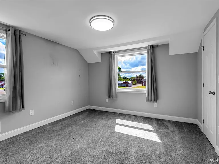 4563 Union Rd #RIGHT SIDE — Photo 14