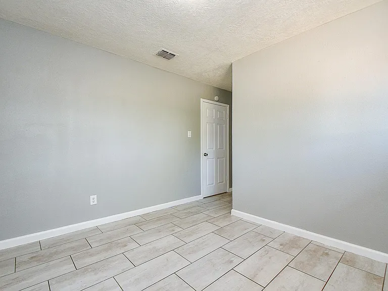 7619 W Gulf Bank Rd — Photo 23