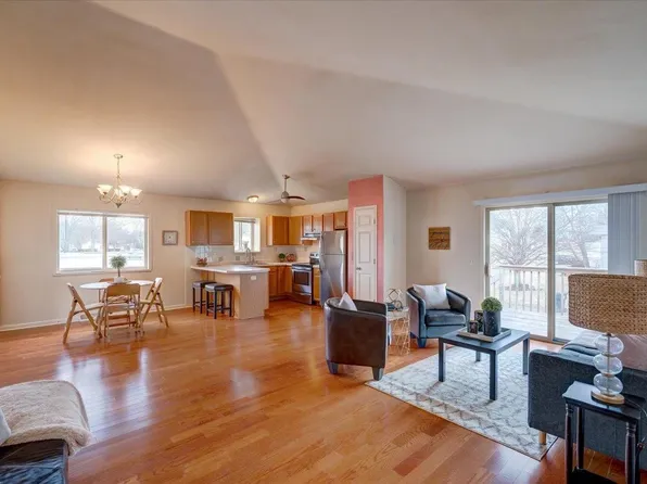 201 Hjemdal Lane, Deerfield, WI 53531