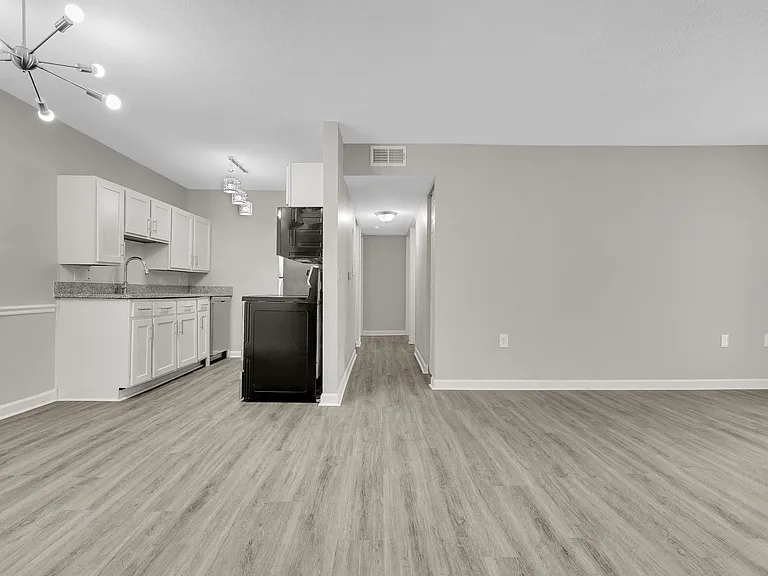 St. Anthony Gardens Apartments — Photo 13