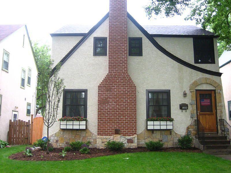 Stucco & Stone Tudor