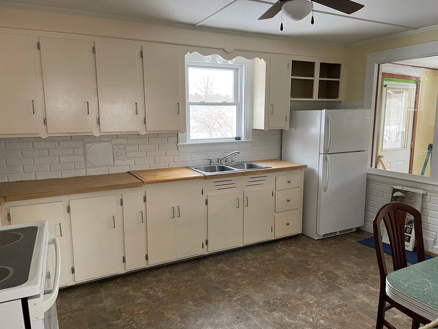 4 bed, 1560 sqft, $1,750 — Photo 2