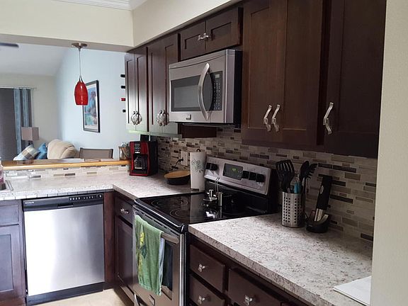 3rd image of 21 Tennessee Ave #1