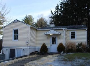 41 Hickory Grove Rd, Horseheads, NY 14845