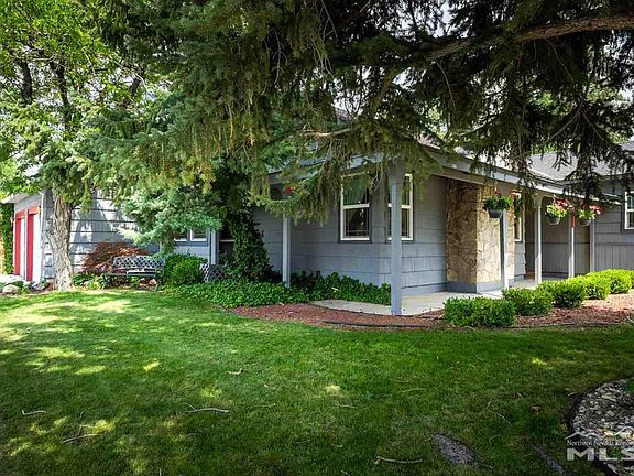2nd image of 1477 Douglas Ave