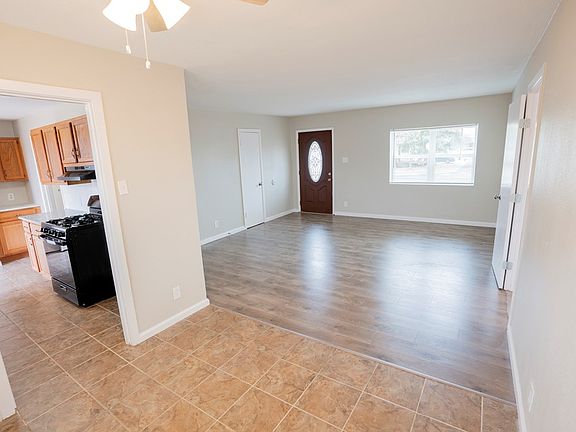 4th image of 1601 Eastover Dr