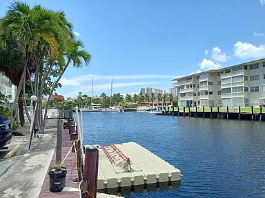 427 Golden Isles Dr Hallandale FL | Zillow