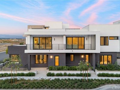16112 Veterans Way, Tustin, CA, 92782
