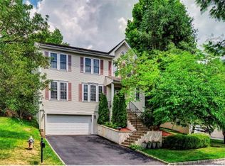 60 Bellefair Rd, Pt Chester, NY 10573