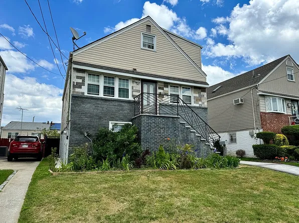 560 66th Bch, Arverne, NY 11692
