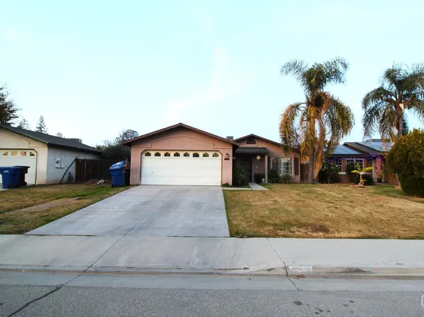 1100 Hazelnut St, Wasco, CA 93280