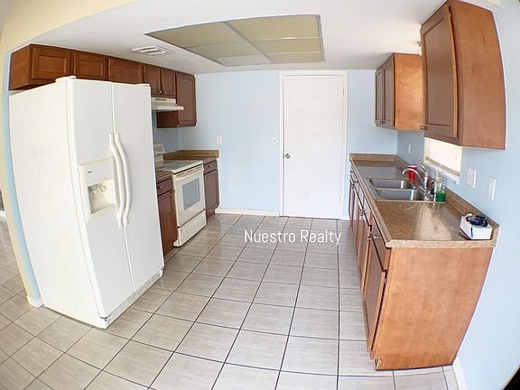 4th image of 12173 Delaware Woods Ln