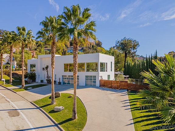 5th image of 7713 Esterel Dr