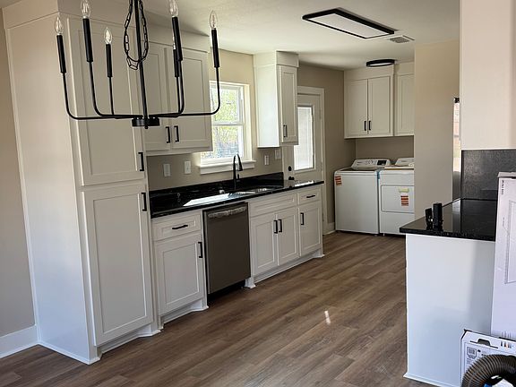 Kitchen with all appliances furnished.
