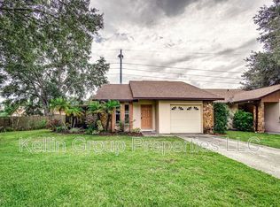 5111 Cimarron Dr, Lakeland, FL 33813