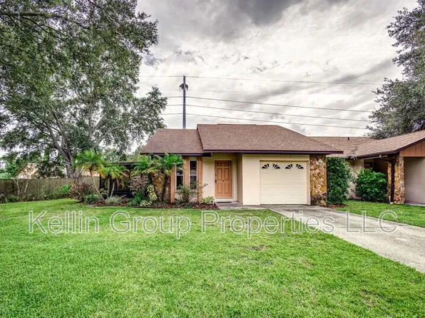 5111 Cimarron Dr, Lakeland, FL 33813