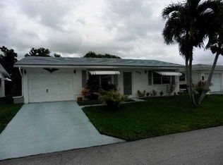 4905 NW 52nd St, Tamarac, FL 33319