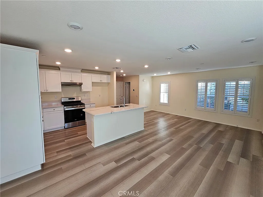 Building Photo - 7155 Citrus #442