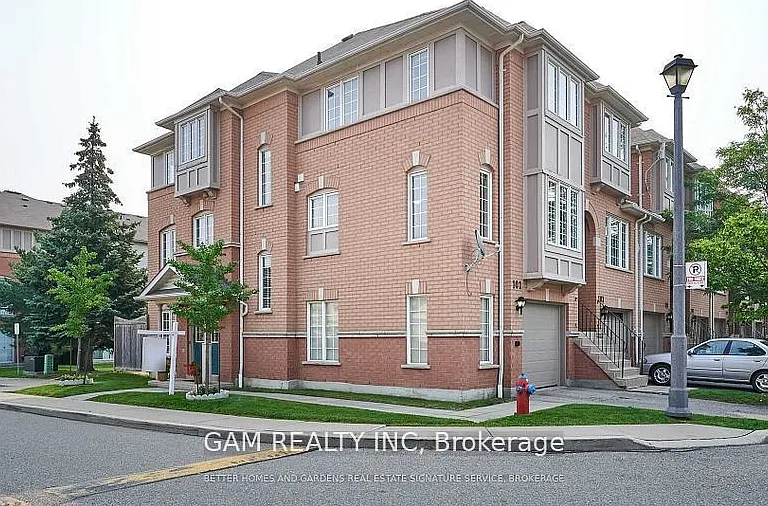 5030 Heatherleigh Ave NE #101 — Photo 1