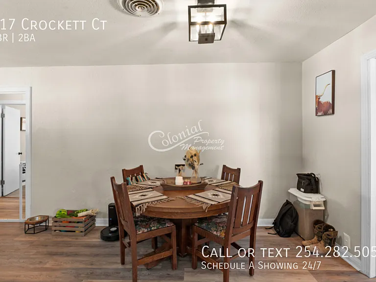 917 Crockett Ct — Photo 8
