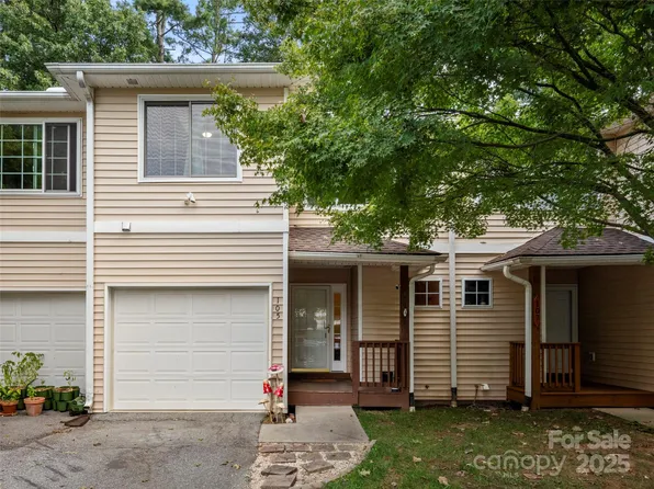 105 Farm Ln, Mills River, NC 28759