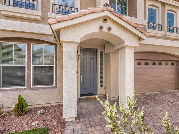 2nd image of 8557 Silver Coast St