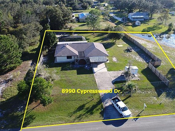3rd image of 8990 Cypresswood Dr