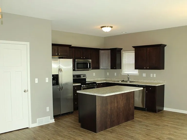 300 Sunset Pl — Photo 17