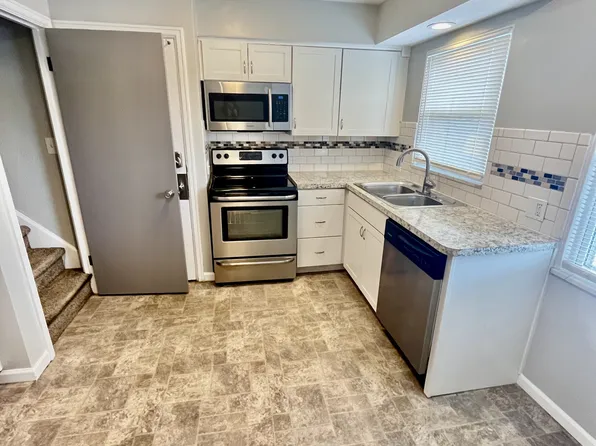 3620 Douglas Rd, Toledo, OH