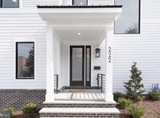 222 Greenway Blvd, Falls Church, VA 22046