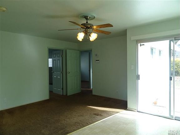 4th image of 932 Quieto Calle