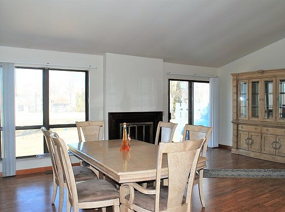 4th image of 39808 N Stonebridge Ct