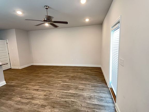 5th image of 1602 Caleigh Ct