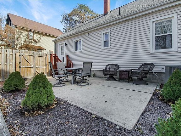 3rd image of 2706 Tifft St