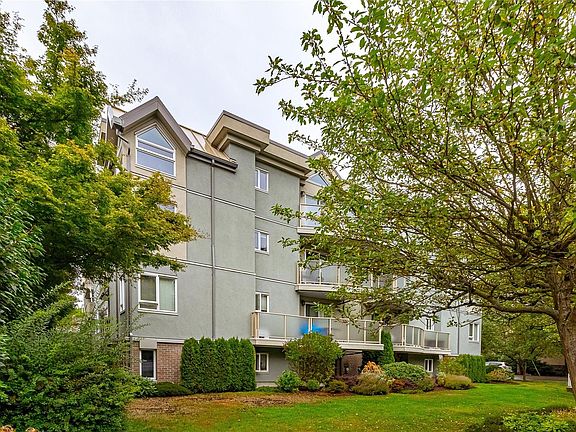2nd image of 2710 Grosvenor Rd #403