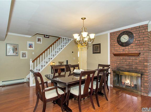 2nd image of 318 Elm Dr S