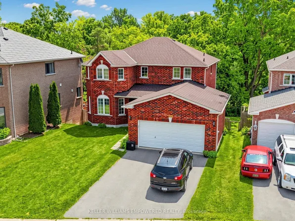 135 Buchanan Dr, New Tecumseth, ON L9R 0A4