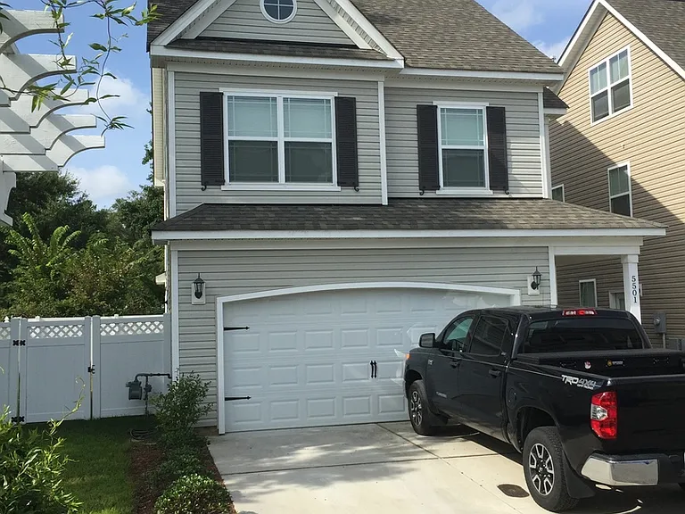5501 Curtis Breathwaite Ln — Photo 1