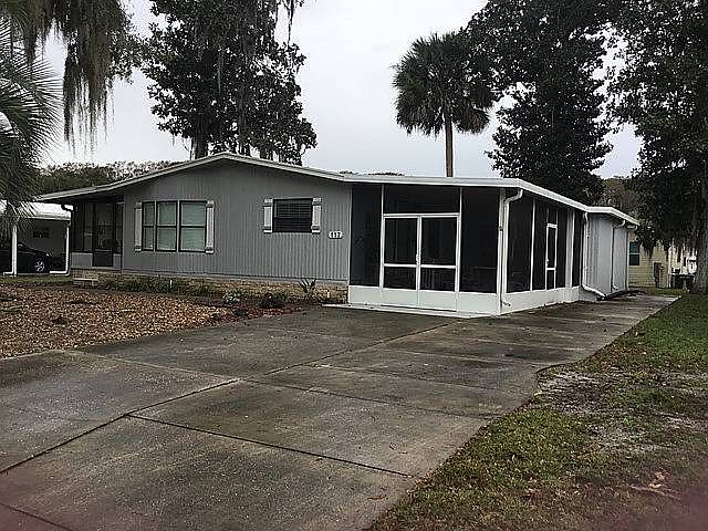 1st image of 117 Winterberry Ave