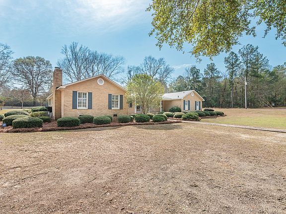 3rd image of 120 Converse St