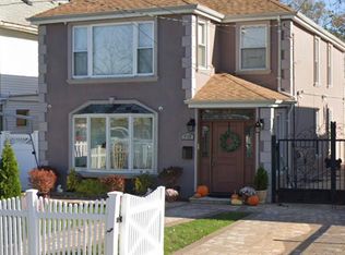 719 154th St FLOOR 1, Whitestone, NY 11357