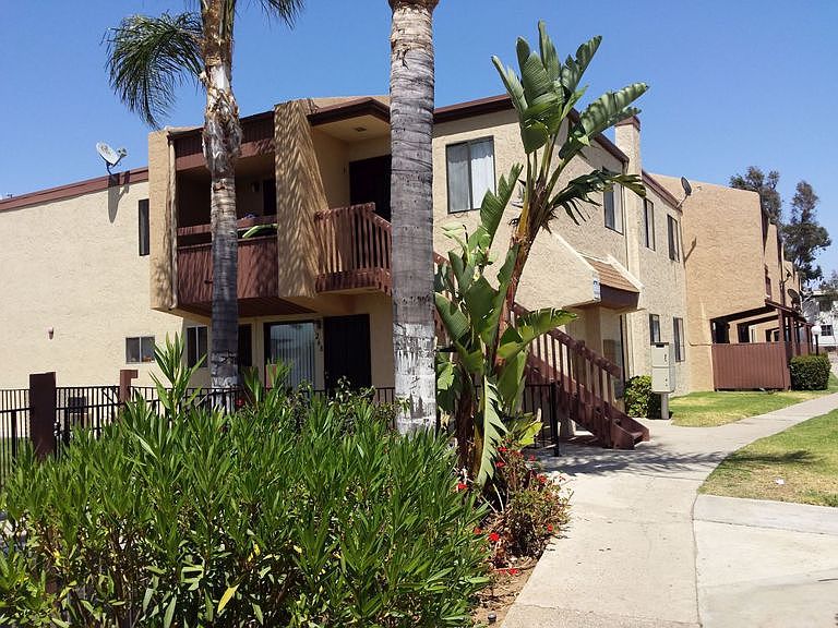 1st image of 389 S Lincoln Ave #26B
