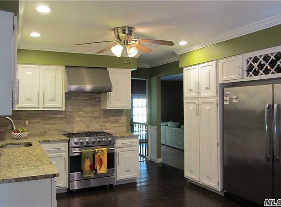 3rd image of 21 Osage Dr