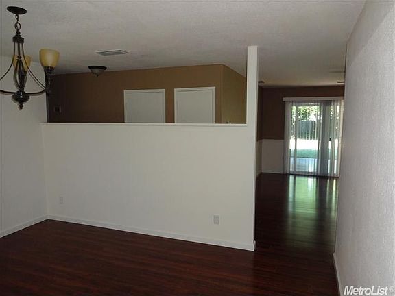 3rd image of 7868 Beaupre Way