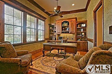 3rd image of 904 Westminster Way