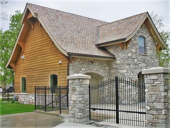 4th image of 9960 Lake Ave S